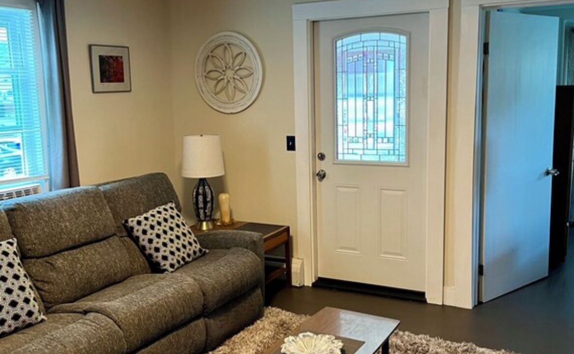 Photo of Livingroom in Southington