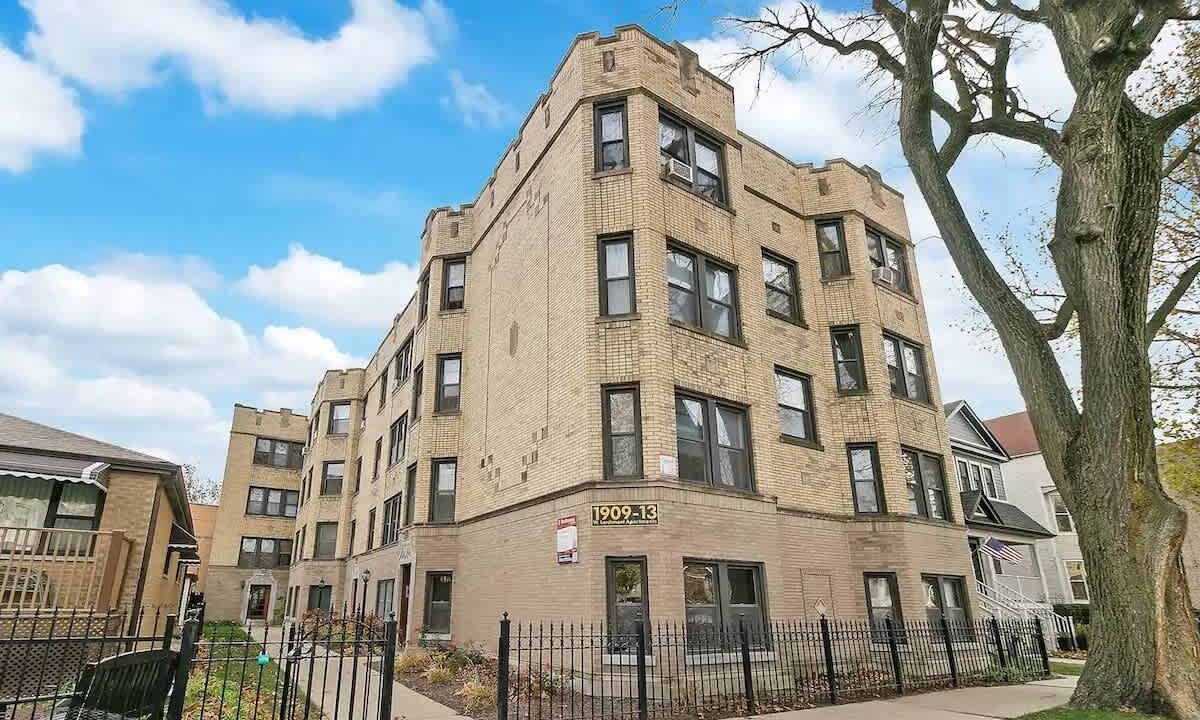 Photo of Outdoor in North Center