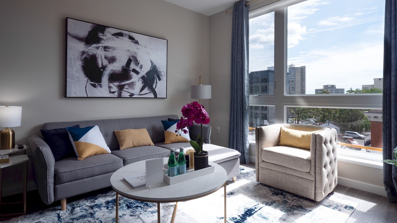 Photo of Livingroom in The Hill