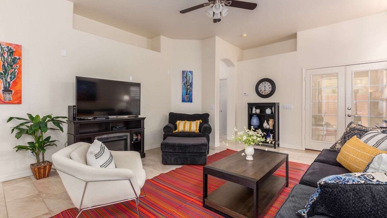 Photo of Livingroom in Foothills