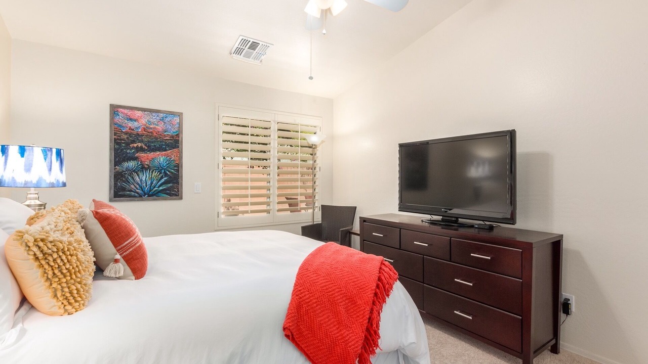Photo of Bedroom in Foothills