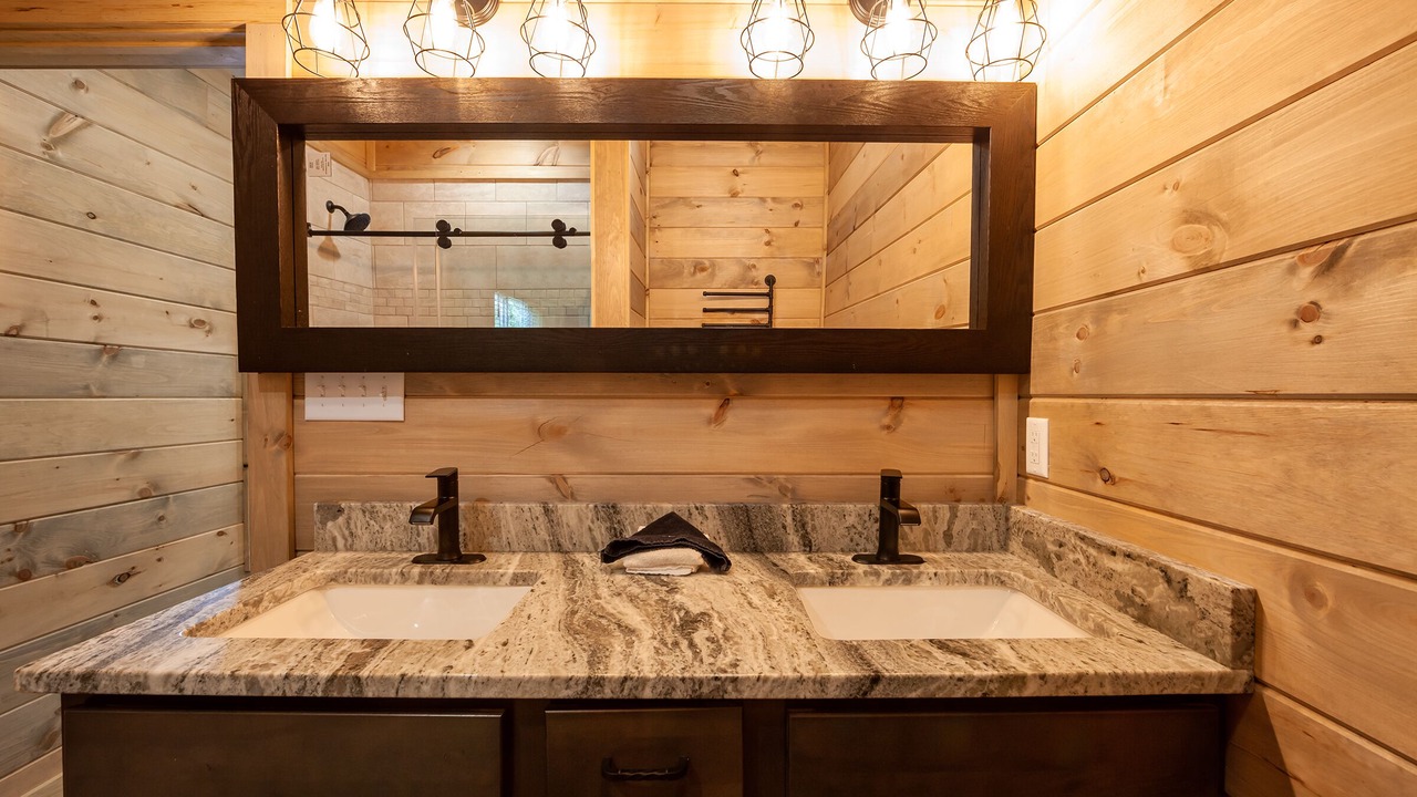 Photo of Bathroom in Chalet Village North