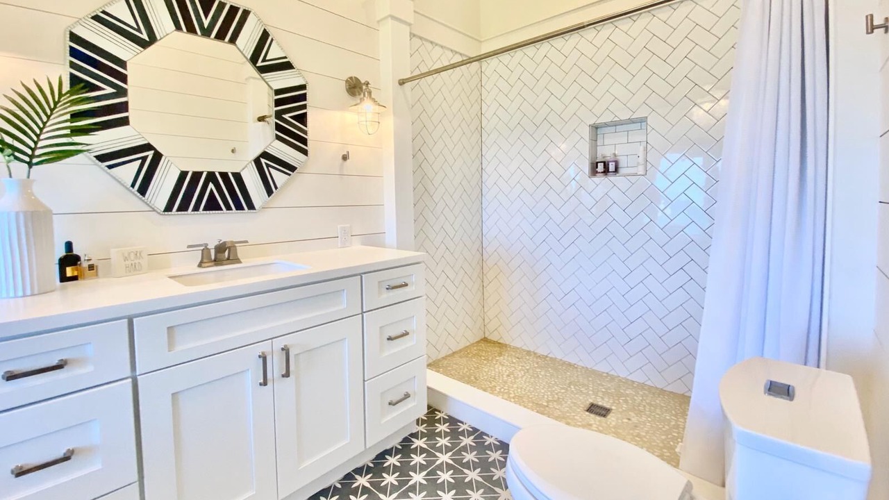 Photo of Bathroom in North Palmetto Point