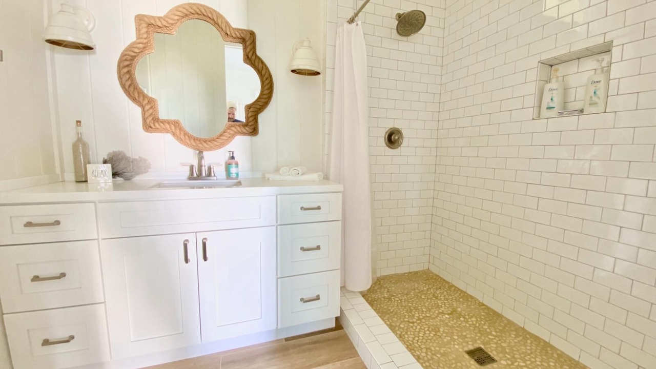 Photo of Bathroom in North Palmetto Point