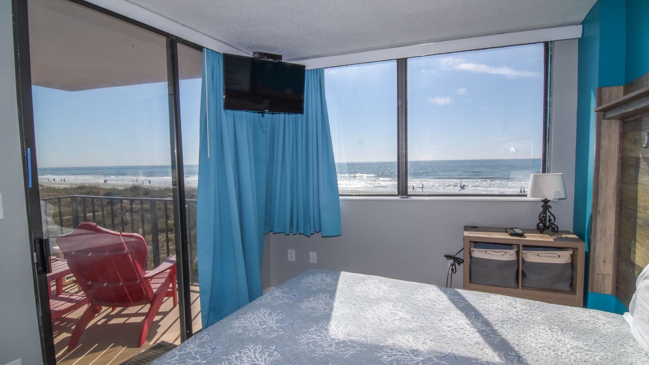 Photo of Bedroom in Crescent Beach