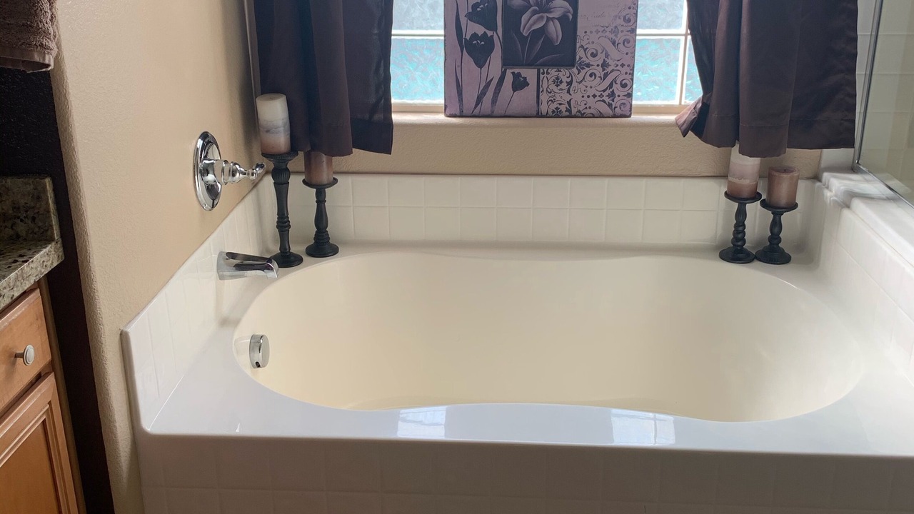 Photo of Bathroom in Legacy Parc