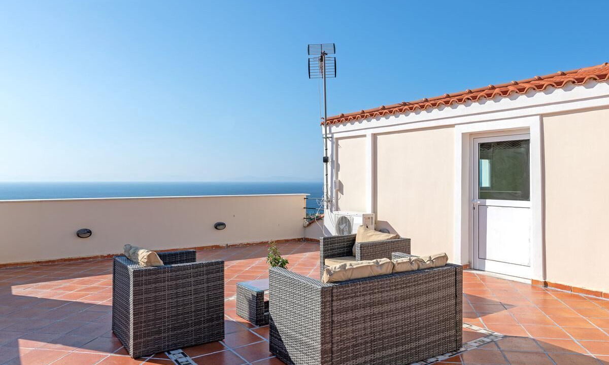Photo of Patio Balcony in Saronida