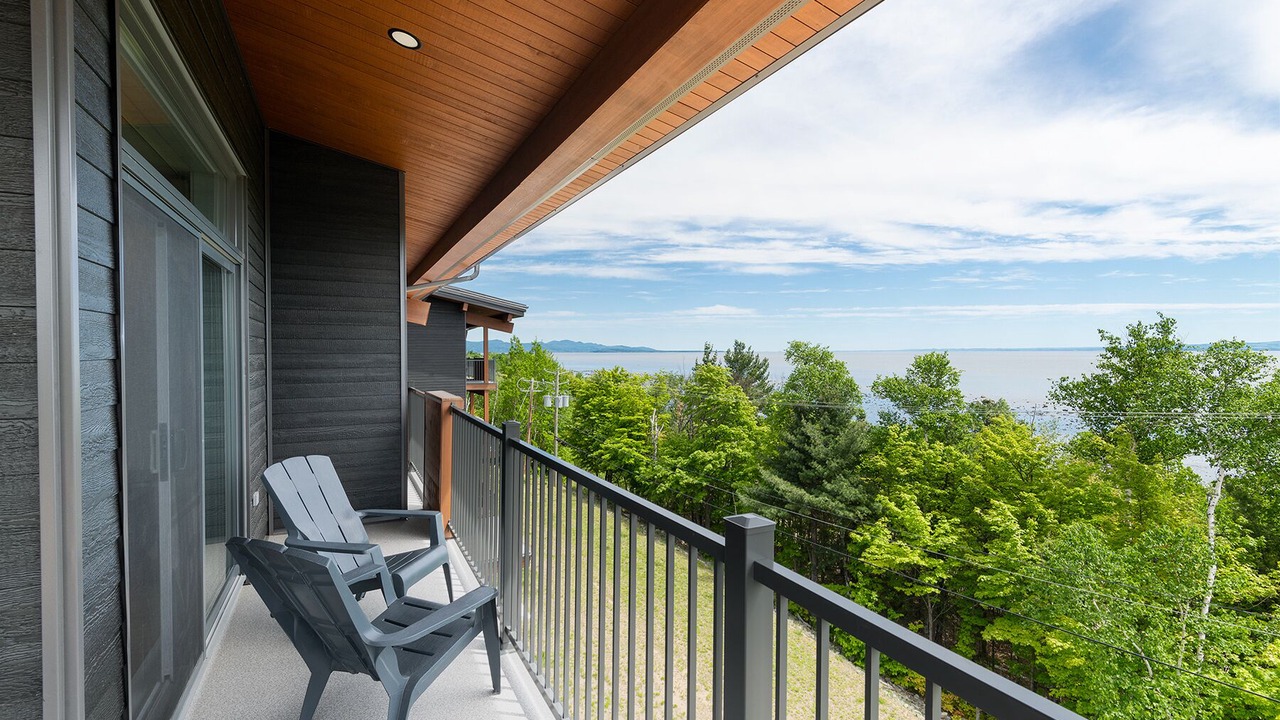 Photo of Patio Balcony in Petite-Riviere-Saint-Francois