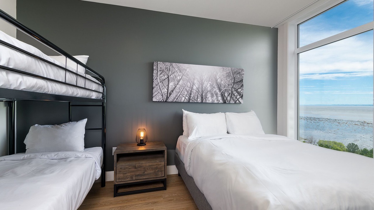 Photo of Bedroom in Petite-Riviere-Saint-Francois