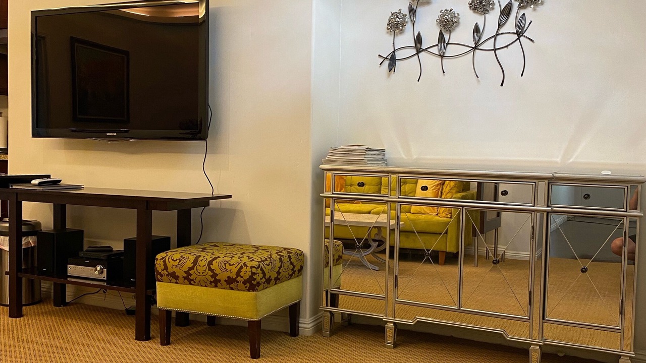 Photo of Livingroom in Pasadena