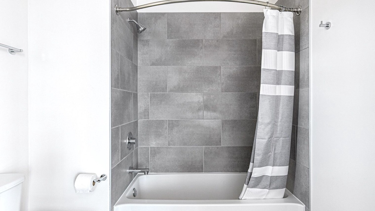 Photo of Bathroom in Logan Square