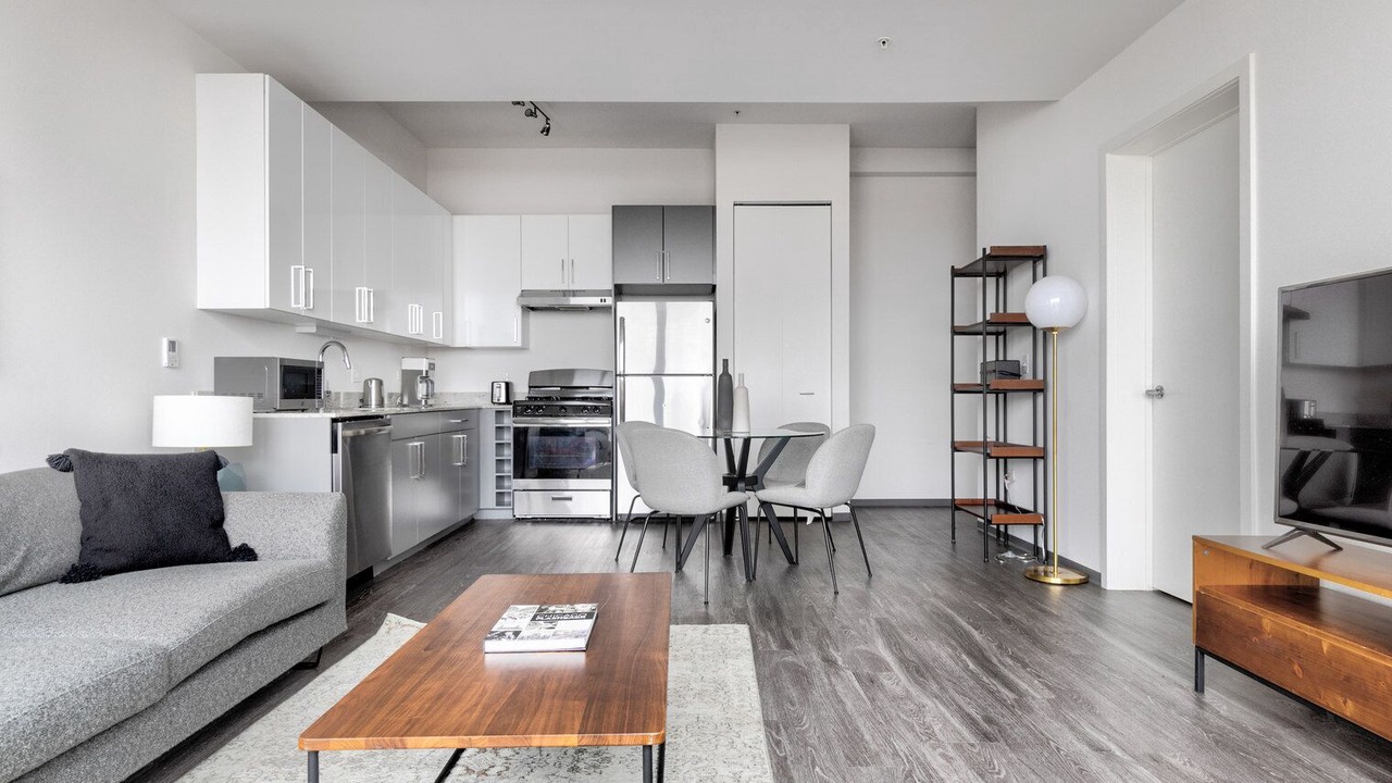 Photo of Livingroom in Logan Square