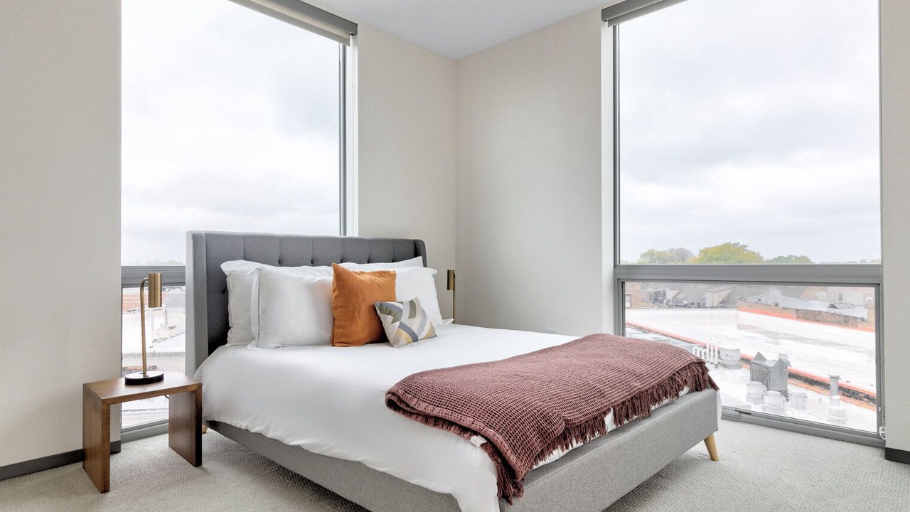 Photo of Bedroom in Logan Square