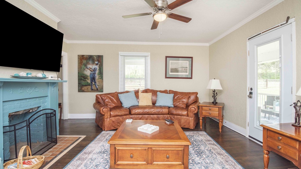 Photo of Livingroom in Kodak