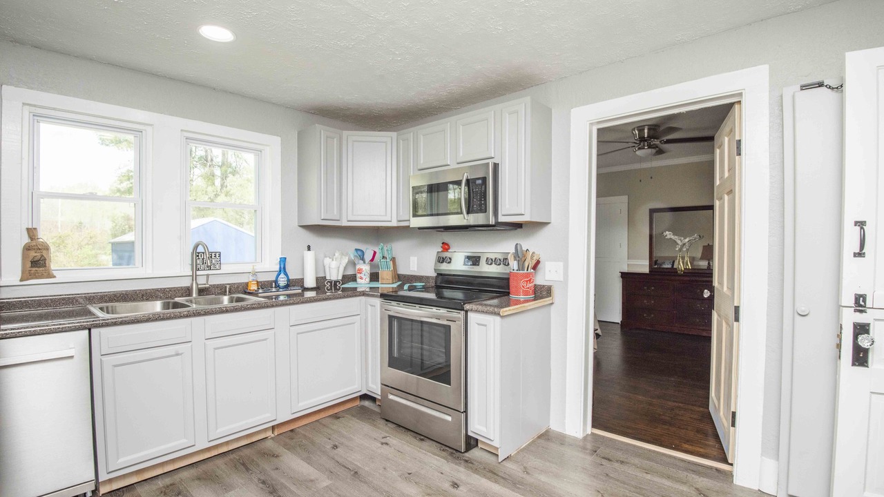 Photo of Kitchen in Kodak