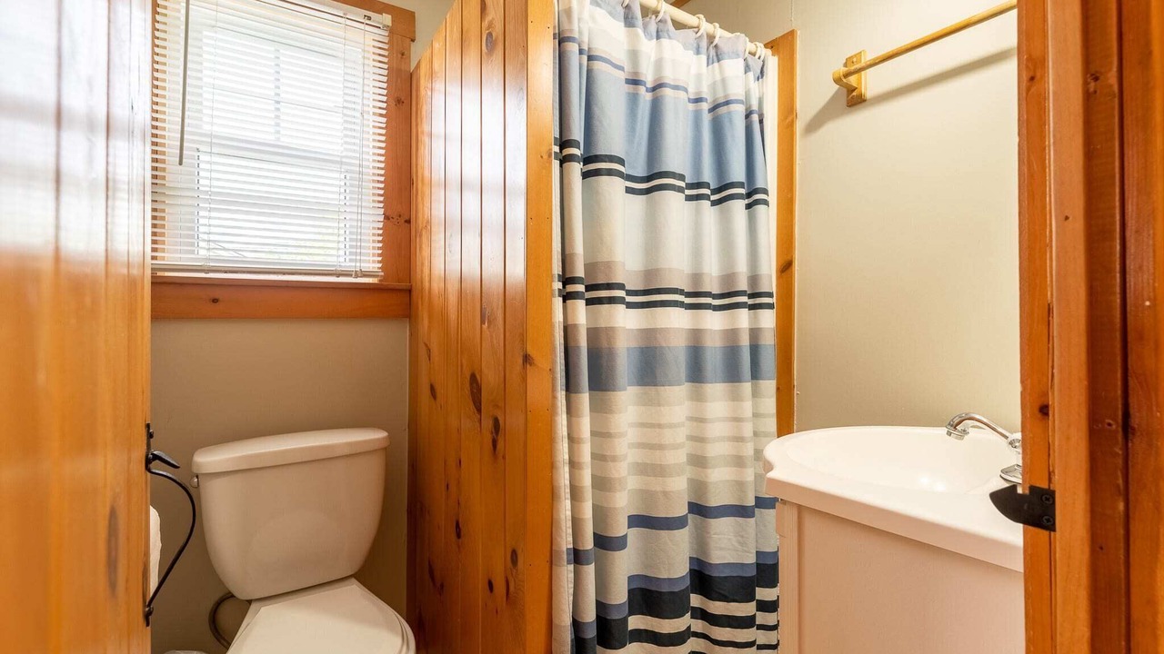 Photo of Bathroom in Weirs Beach