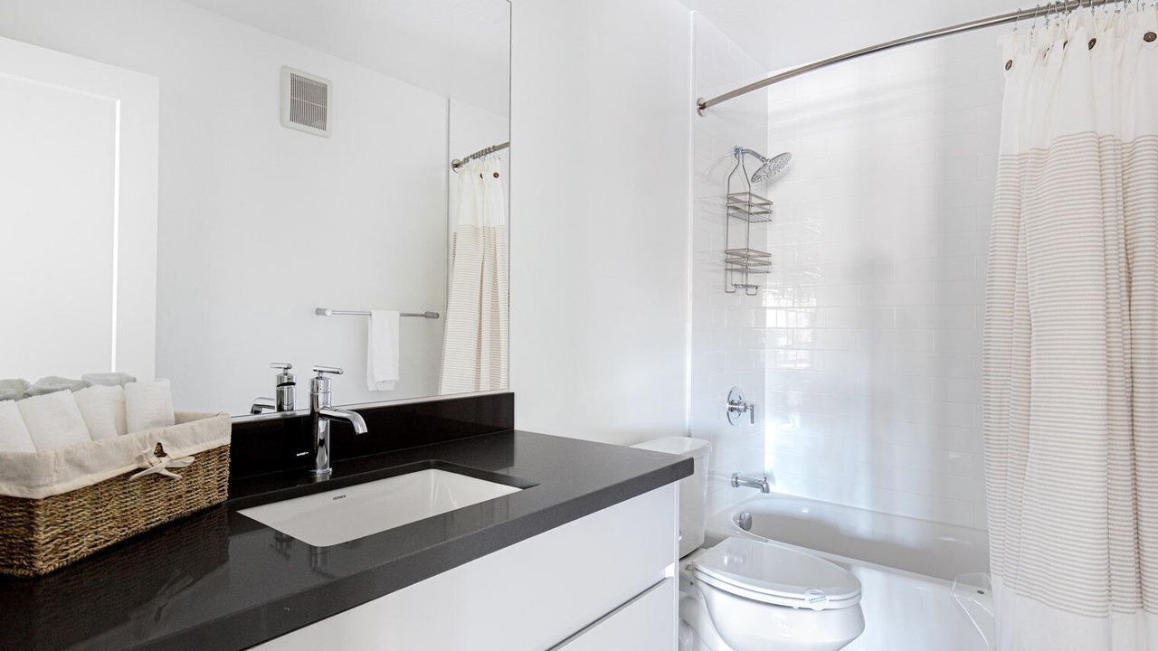 Photo of Bathroom in Sharon Heights