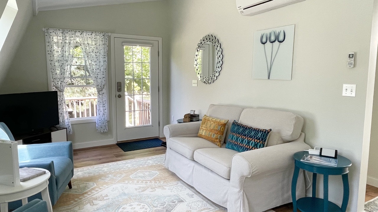 Photo of Livingroom in Madison