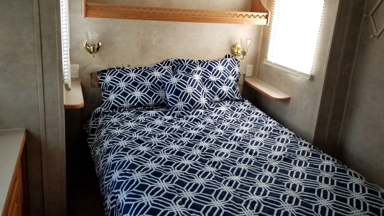 Photo of Bedroom in Benzonia