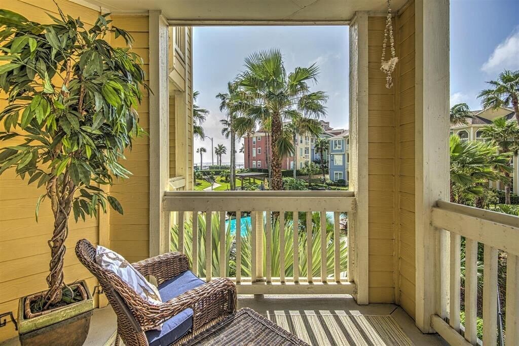 Photo of Patio Balcony in Galveston