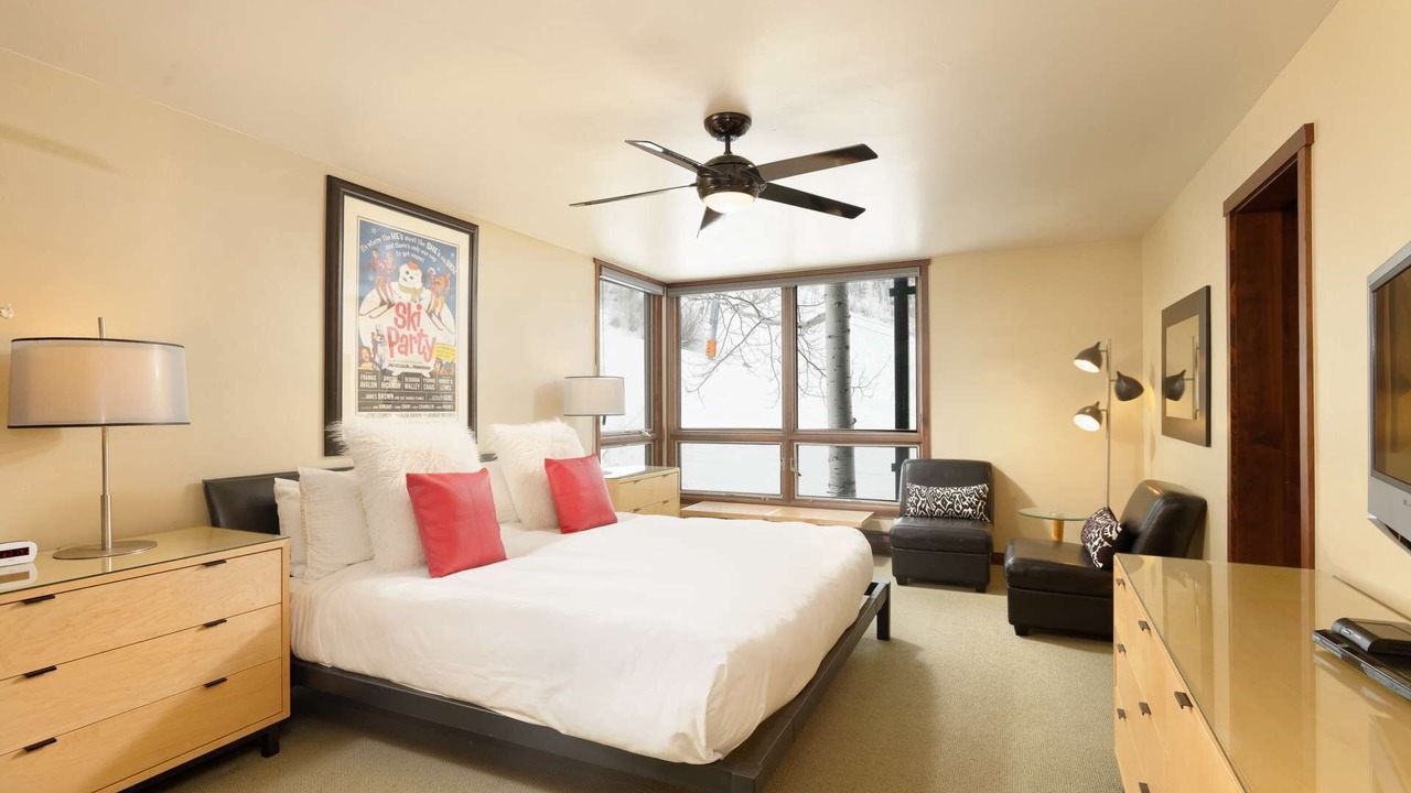 Photo of Bedroom in Aspen