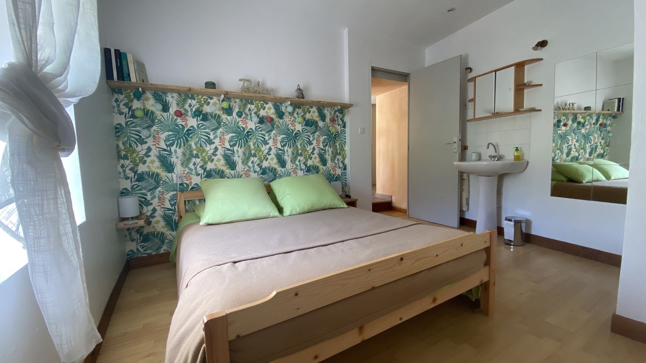 Photo of Bedroom in Saint-Barthelemy-le-Plain
