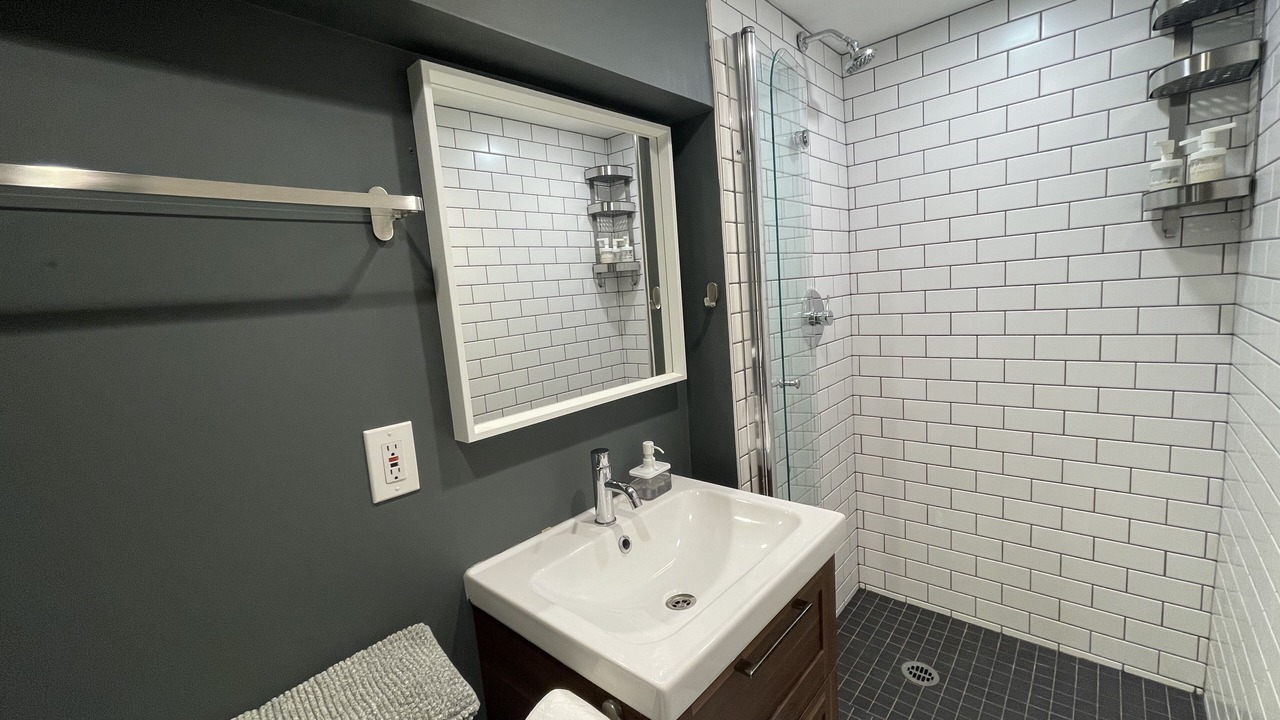 Photo of Bathroom in Kensington-Cedar Cottage