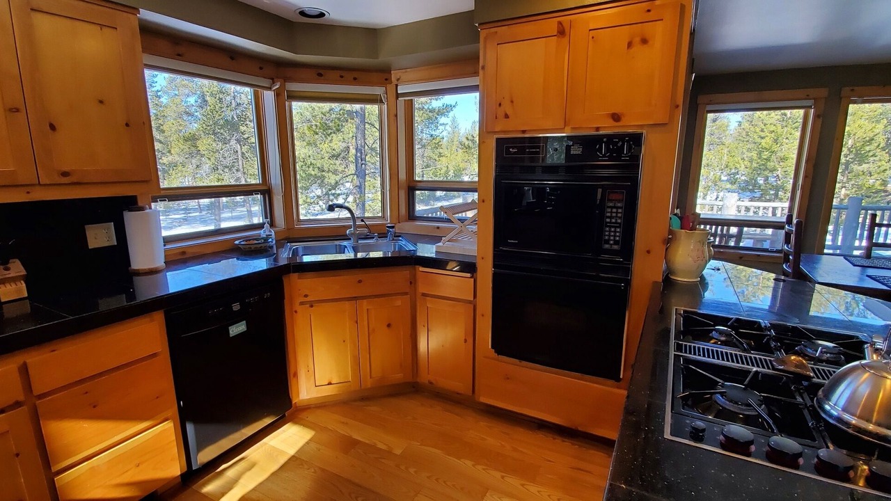 Photo of Kitchen in Deer Park