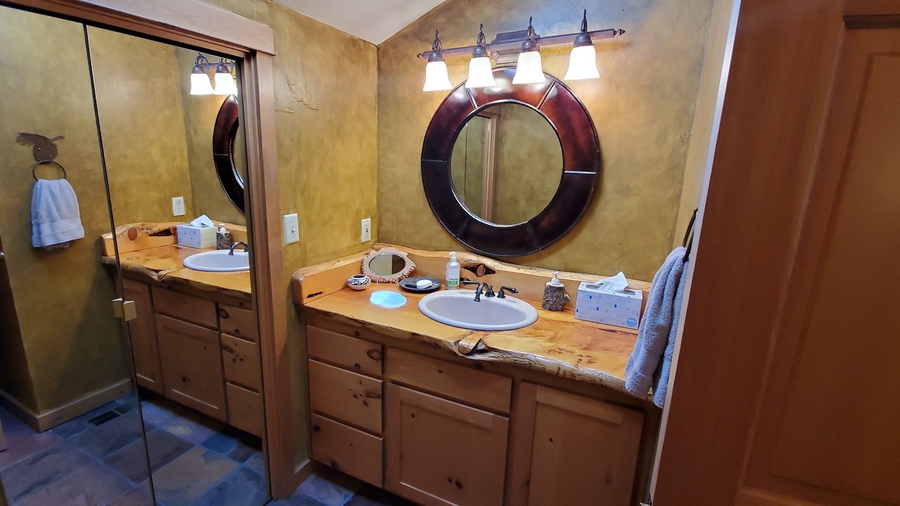 Photo of Bathroom in Deer Park