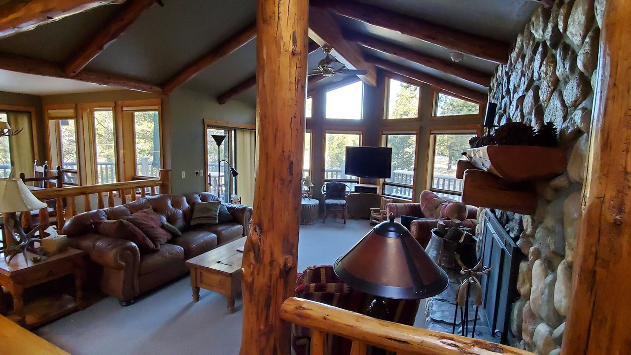 Photo of Livingroom in Deer Park
