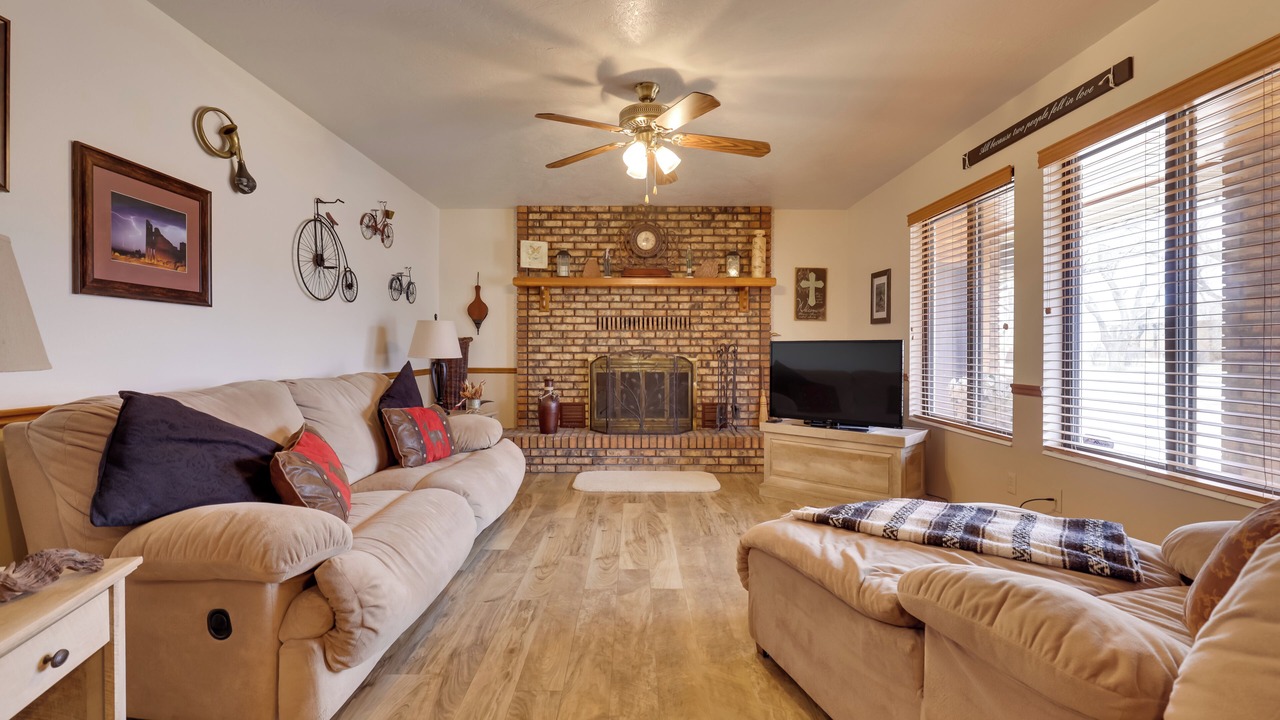 Photo of Bedroom in Parowan