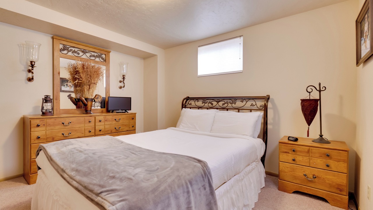 Photo of Bedroom in Parowan