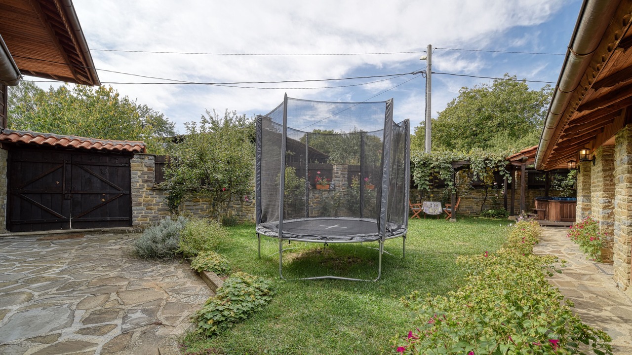Photo of Outdoor in Medven
