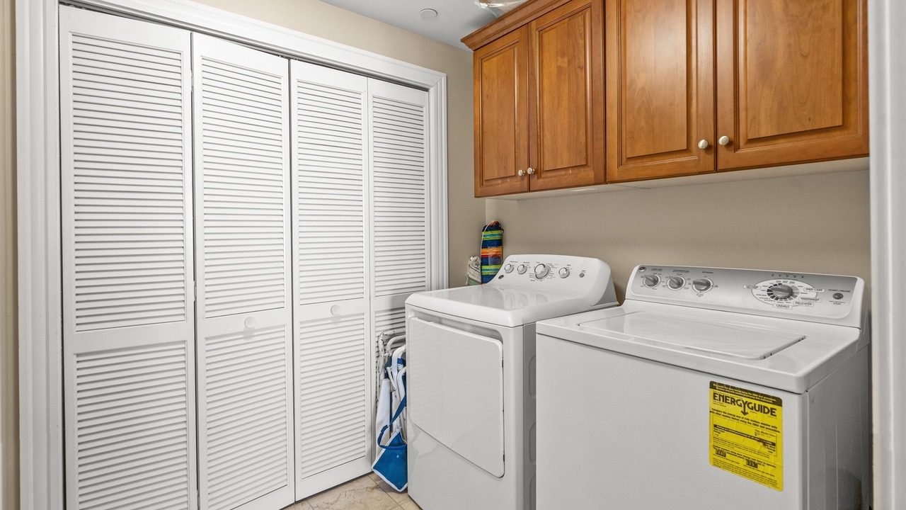 Photo of Bedroom in Arcadian Shores