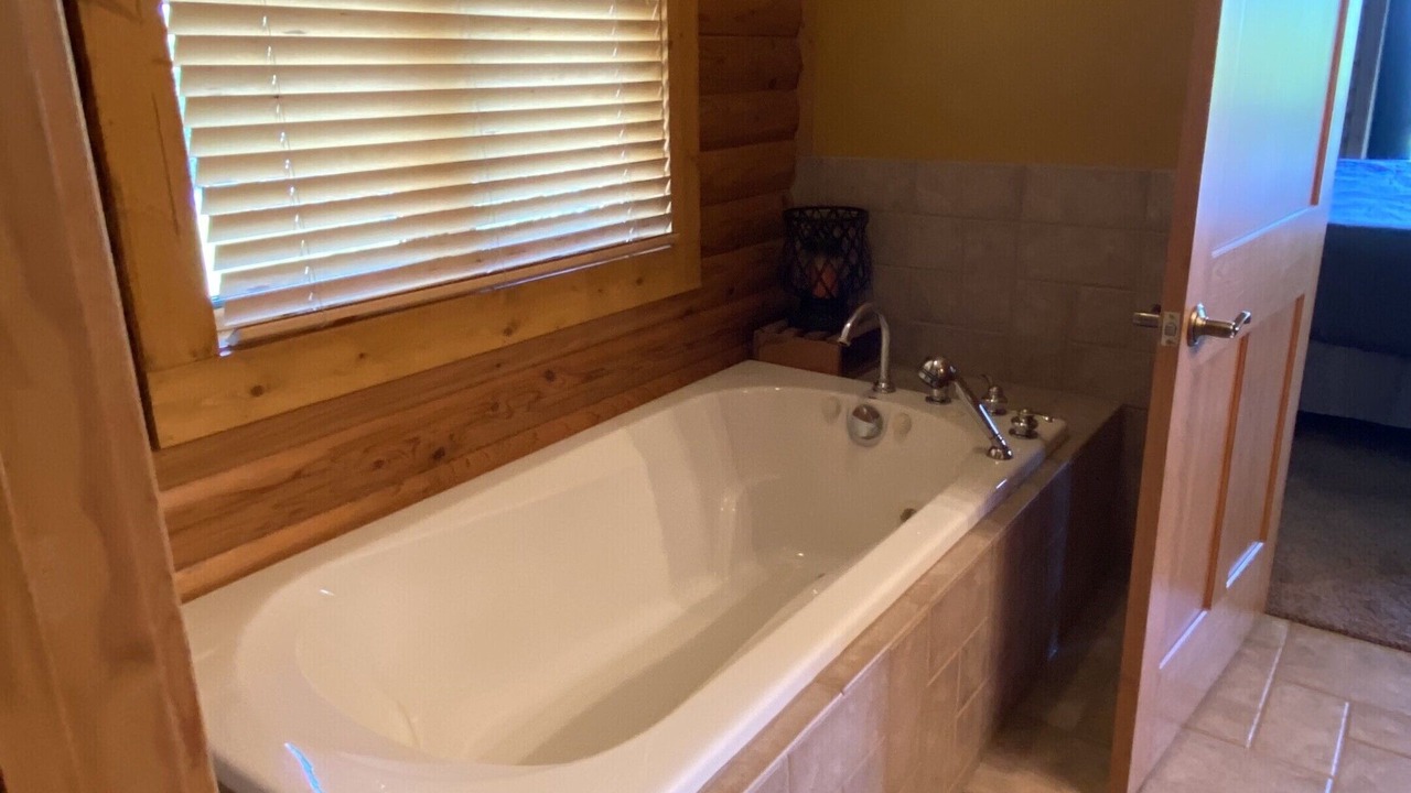Photo of Bathroom in Alexandria