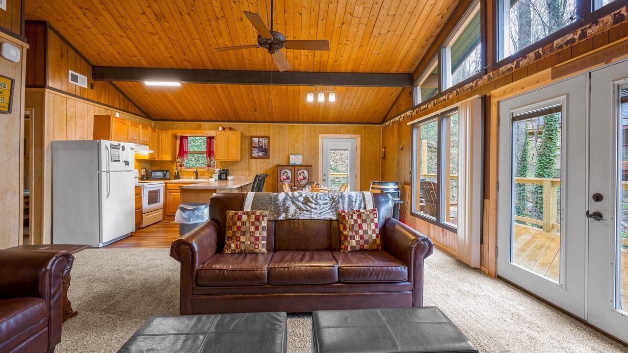Photo of Livingroom in Chalet Village