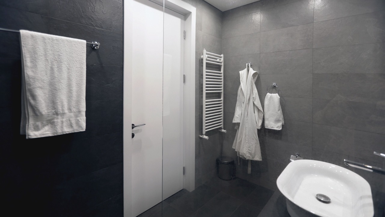 Photo of Bathroom in Kentron