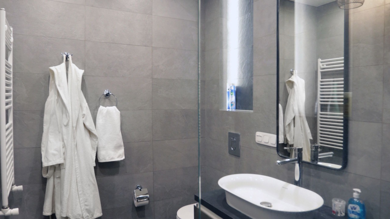 Photo of Bathroom in Kentron