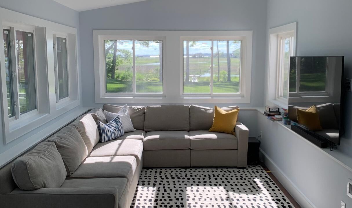 Photo of Livingroom in Old Saybrook