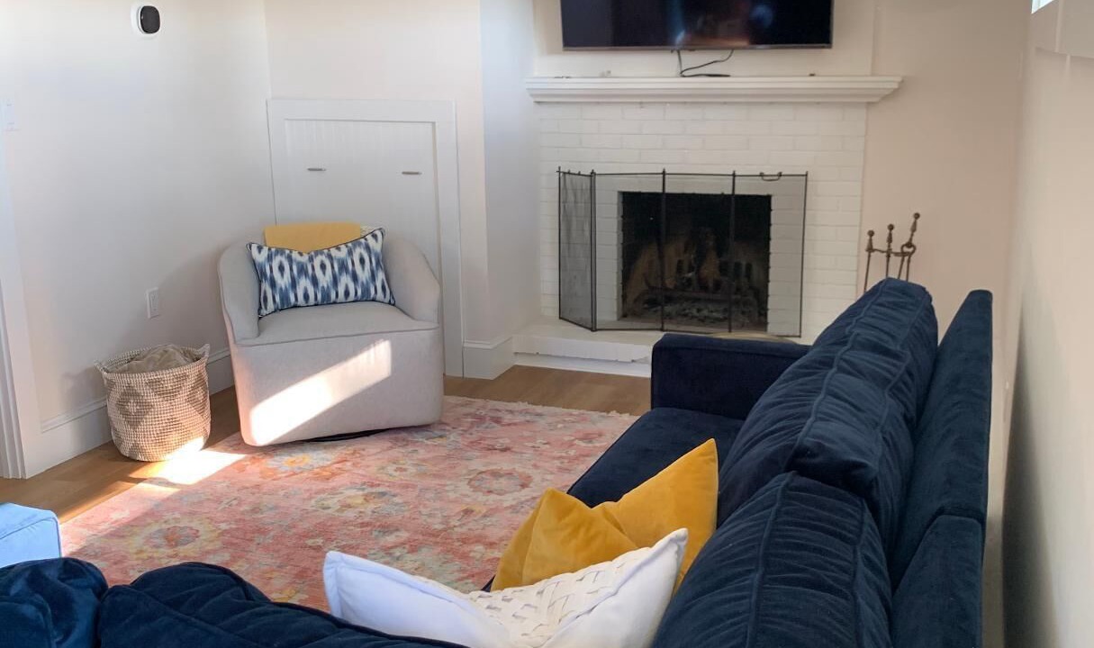 Photo of Livingroom in Old Saybrook
