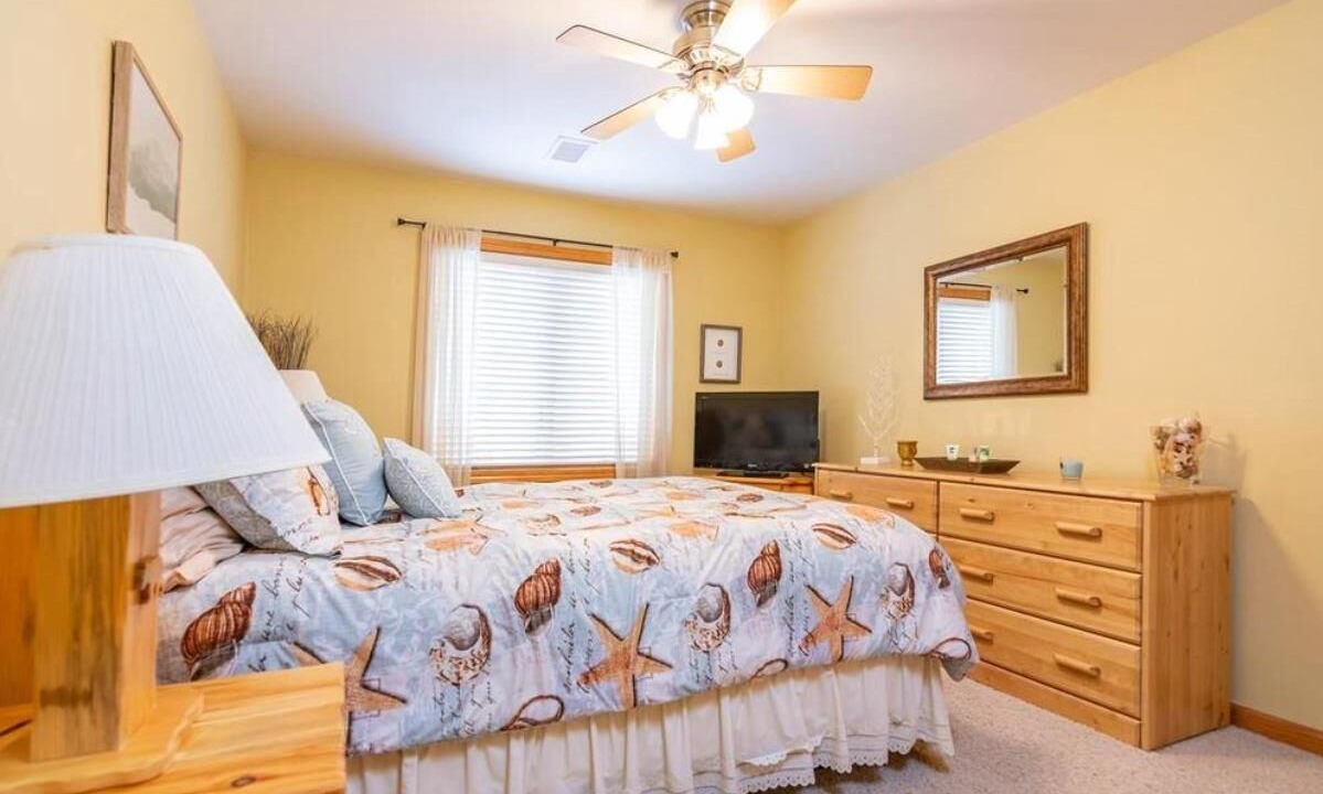 Photo of Bedroom in Arkdale