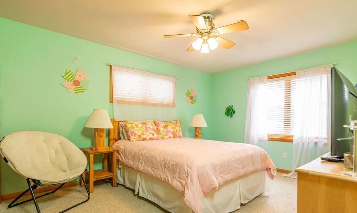Photo of Bedroom in Arkdale
