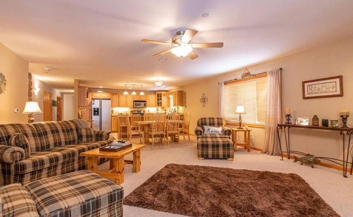 Photo of Livingroom in Arkdale