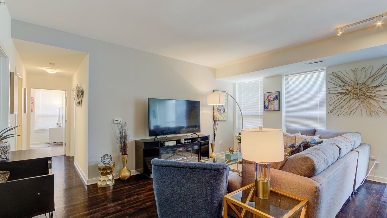Photo of Livingroom in Evanston