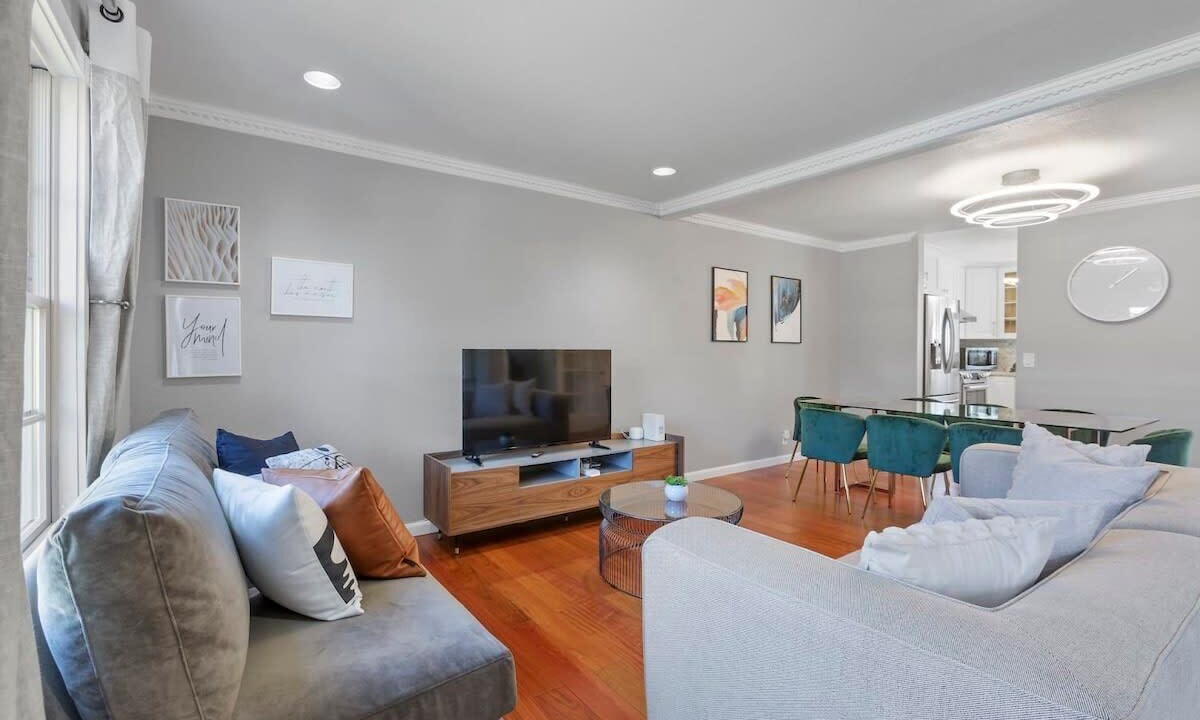 Photo of Livingroom in Sharp Park