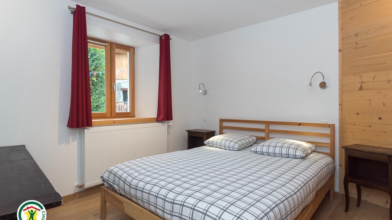 Photo of Bedroom in Oz-en-Oisans
