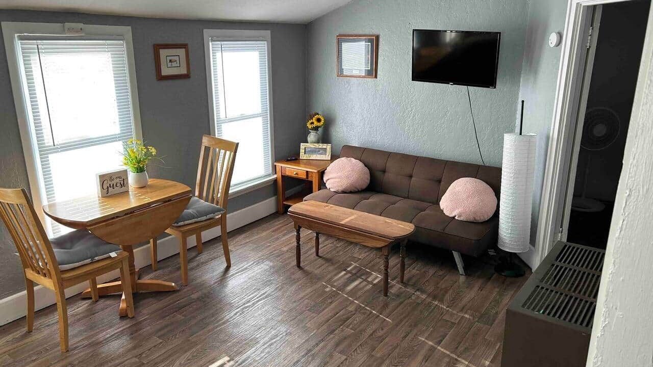 Photo of Livingroom in Pine City