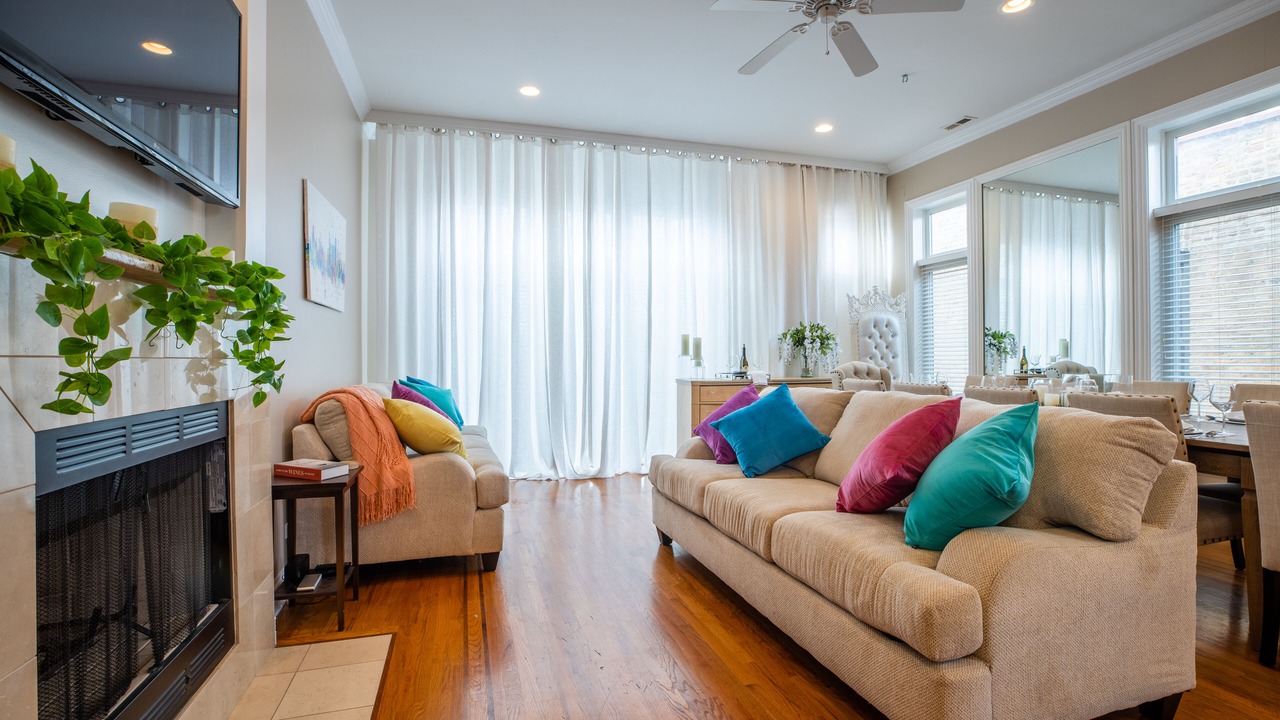 Photo of Livingroom in Ukrainian Village