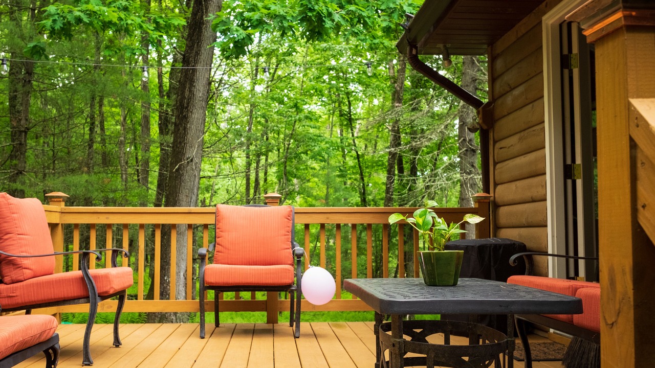 Photo of Patio Balcony in Town of Highland