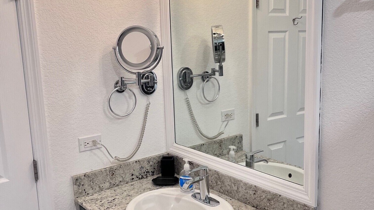 Photo of Bathroom in Colliers Bay